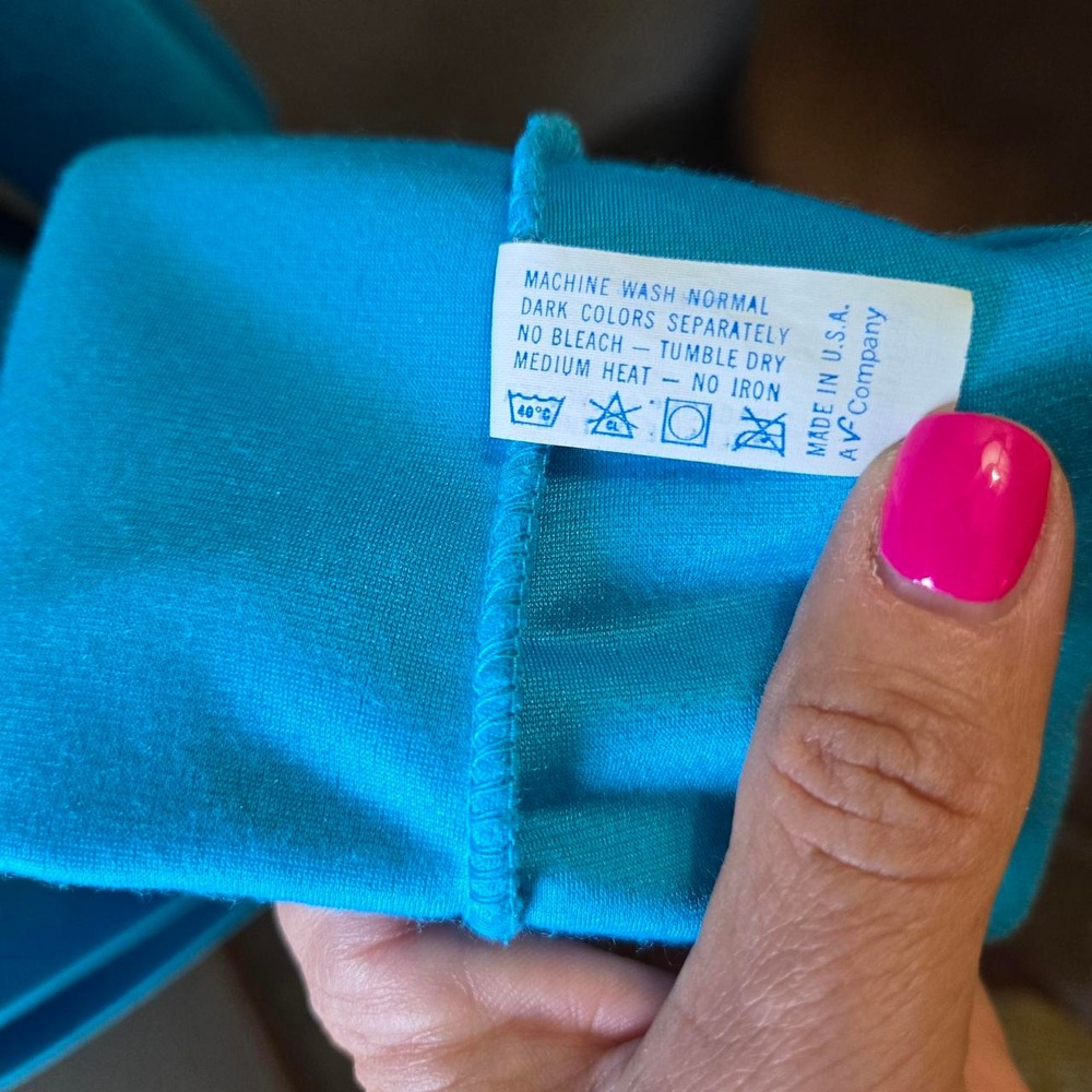 Vanity Fair Dacron Poly Robe - Picture 6 of 7
